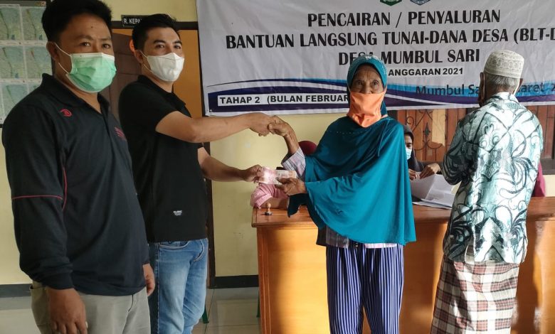 penyerahan blt desa mumbul sari