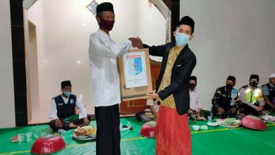 Photo of Kepala Desa Sukadana Lakukan Safari Ramadhan, Mempererat Silaturahim Dengan Warga