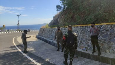 Photo of Antisipasi Lonjakan Wisatawan Dari Luar Lombok Utara Polisi Lakukan Pengamanan di Lokasi Wisata