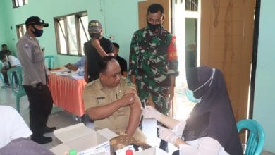 Photo of Vaksinasi Di Desa Akar-Akar Kecamatan Bayan Sudah Mencapai Target 90 Persen