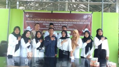 Photo of 119 Orang Anggota KPPS di Desa Sesait Dilantik