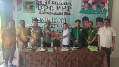 Photo of Makin Mantap Maju, Balon Bupati Dan Wakil Bupati Mariadi-Zaki Daftar Ke PPP