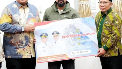 Photo of Pemda Lombok Utara Salurkan Langsung Bantuan Kemanusiaan Untuk Korban Banjir Aceh Timur