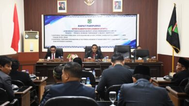 Photo of Pandangan Fraksi-fraksi DPRD Lombok Utara Terhadap Dua Raperda Wabup Kusmalahadi Sampaikan Jawaban Eksekutif
