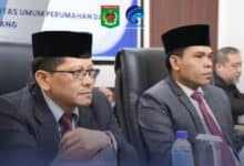 Photo of Rapat Paripurna DPRD Pandangan Umum Fraksi atas Tiga Buah Raperda Sekda Lombok Utara Hadir