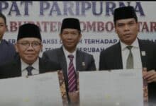 Photo of Bupati Lombok Utara Dr. H. Najmul Akhyar, SH., MH., Hadiri Rapat Parperda APBD Tahun 2026